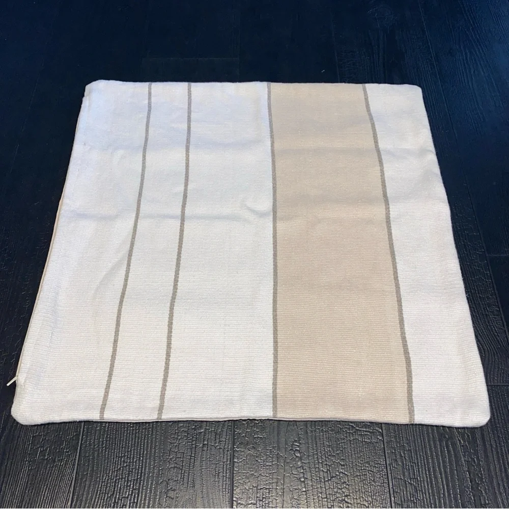 Pottery Barn 24x24‎ Pillow Cover Cotton Linen Beige Tan Cream Striped